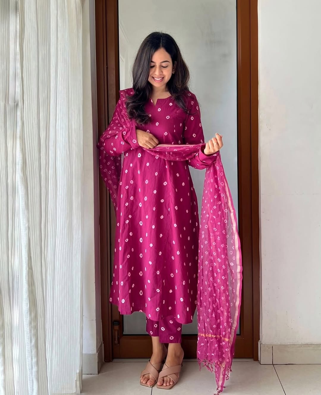 Handstitch_kurta_set_Kurti_Set_10.jpg