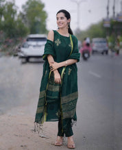 Women Dark Green Woven Design Kurta Set with Dupatta | Elegant Ethnic Wear