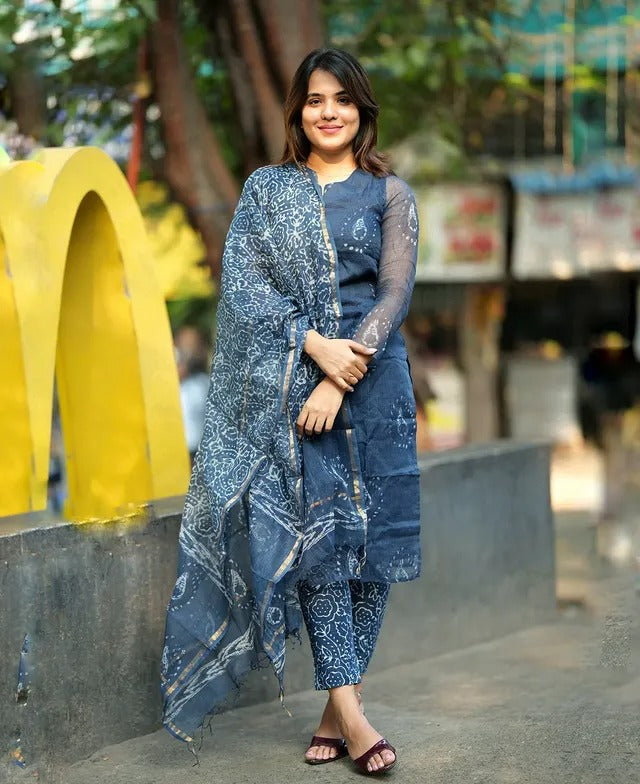 Women Navy Blue Printed Kurta Set with Dupatta