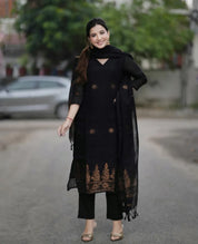 Women Black Printed Kurta Set with Dupatta | Elegant Ethnic Wear