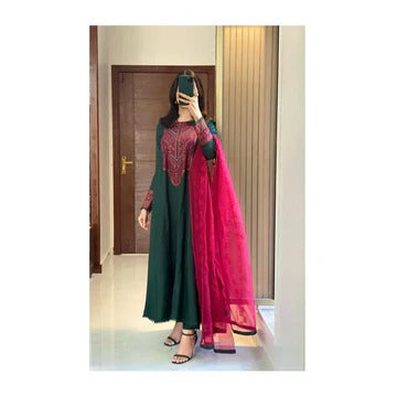 PineGreenEmbroidered_2.jpg