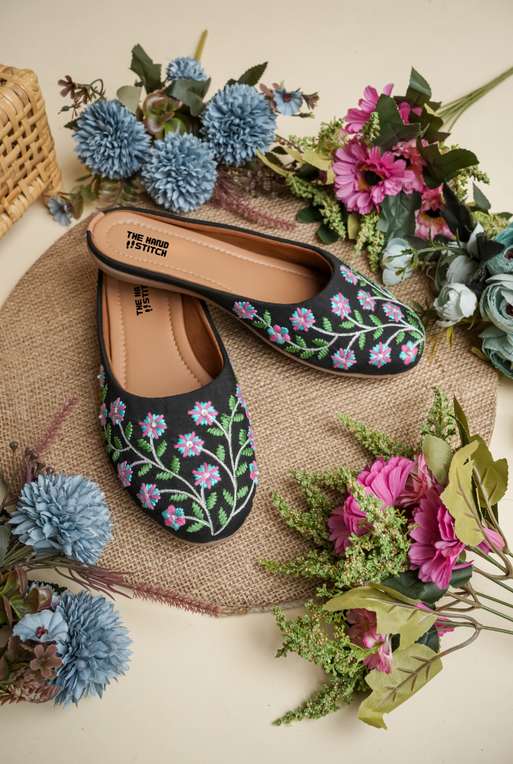 Traditional Black Floral Juttis Designer Wedding & Festive Flats