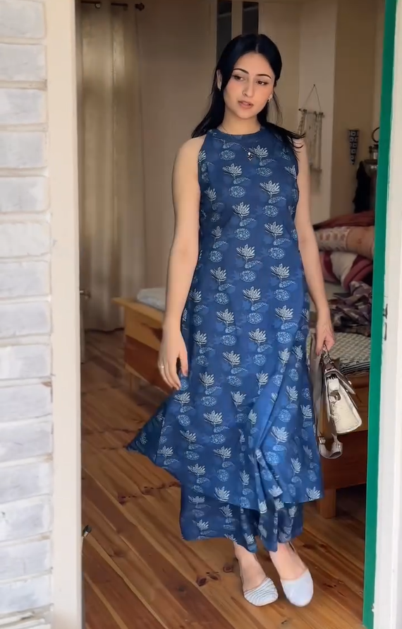 Blue Floral Printed Kurta Set with Dupatta for Women Elegant Ethnic Wear