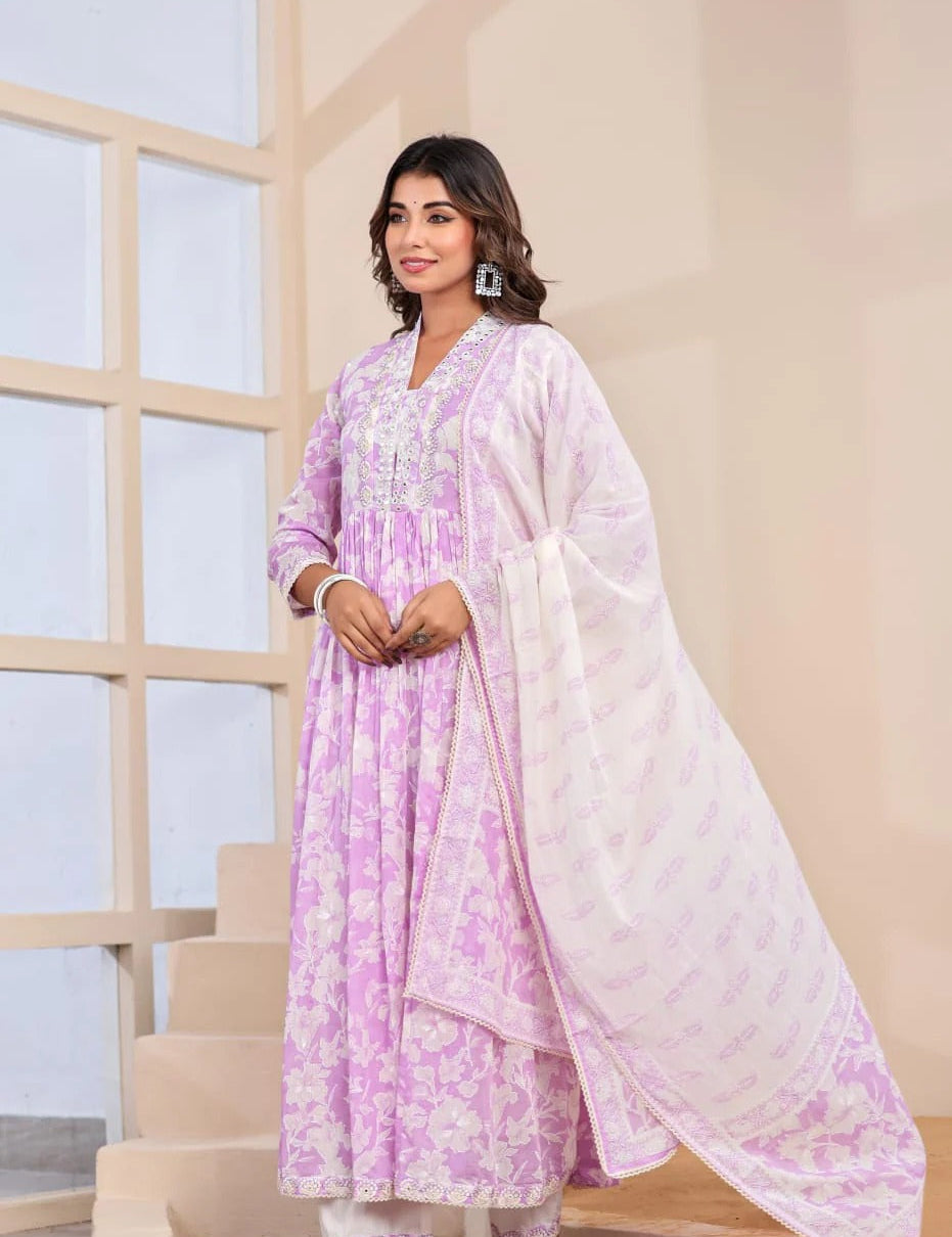 beautifuldesigns_4_d0251640-e794-48d3-9752-82020aa878da.jpg