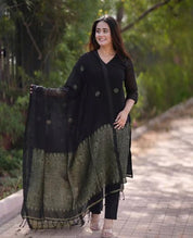 Black Linen Jamdani Banasri GOWN