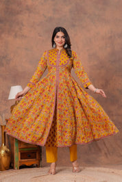 Gulaabo Charm Handblock Suit Set