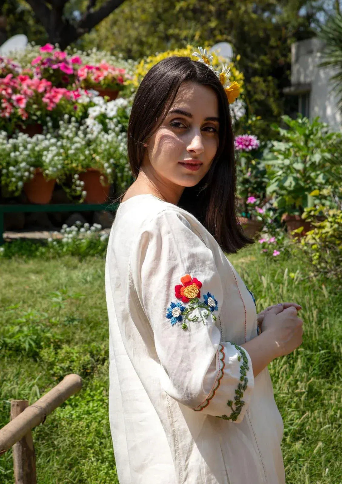 Garden Grace Embroidered Cotton GOWN