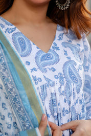 White &amp; Blue Delight Pure Viscose Suit