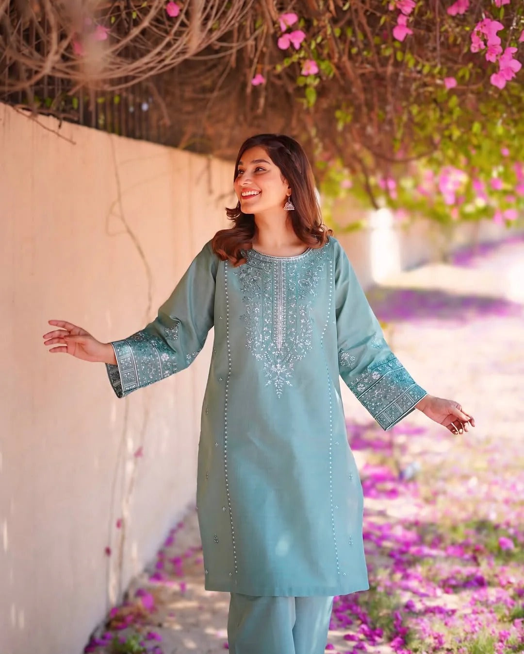 Ivory Floral Printed Short Kurti for Women Stylish Casual Ethnic Top