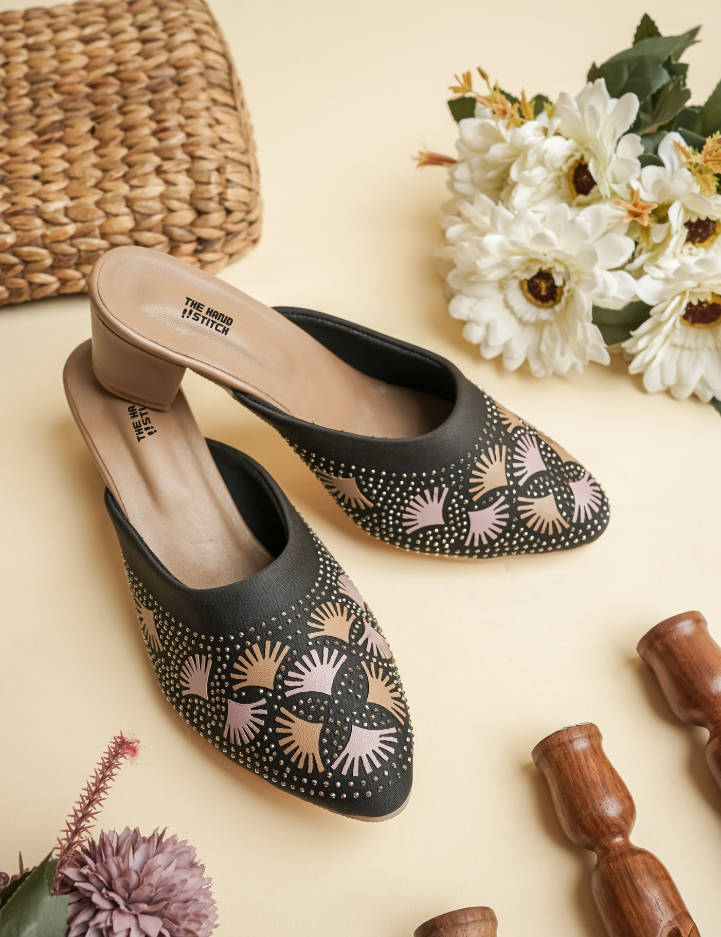 round_siroski_heels_3.png