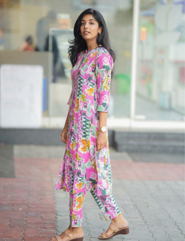 the-hand-stitch-designer-kurta-set-gown-lattest-kurtis_12.png