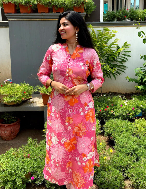 the-hand-stitch-designer-kurta-set-gown-lattest-kurtis_1201.jpg