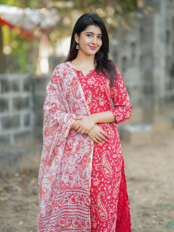 Red Paisley Printed Kurta Pant Dupatta Set for Women Elegant Ethnic Cotton Suit
