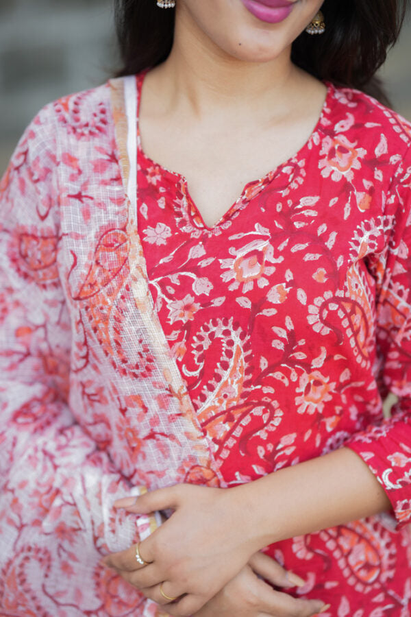 Red Paisley Printed Kurta Pant Dupatta Set for Women Elegant Ethnic Cotton Suit