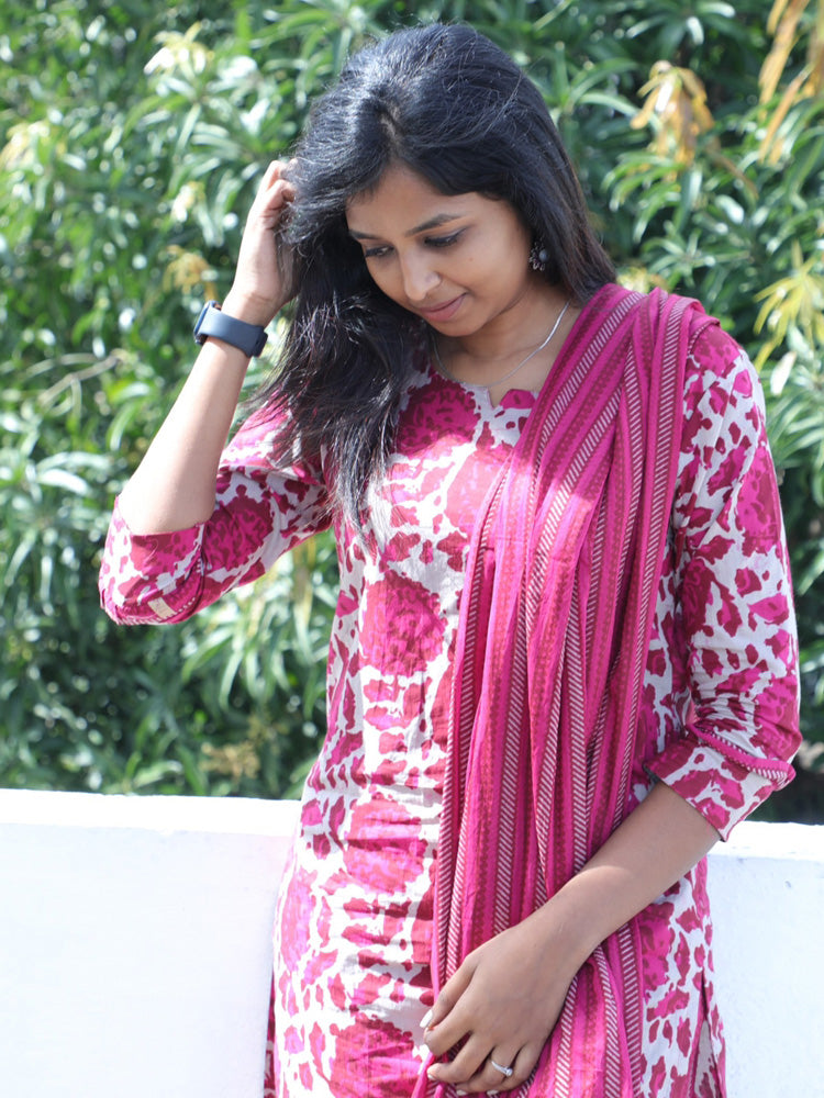 TheHandStitch Pink Floral Printed Kurti Set with Dupatta Stylish Cotton Ethnic Wear for Women