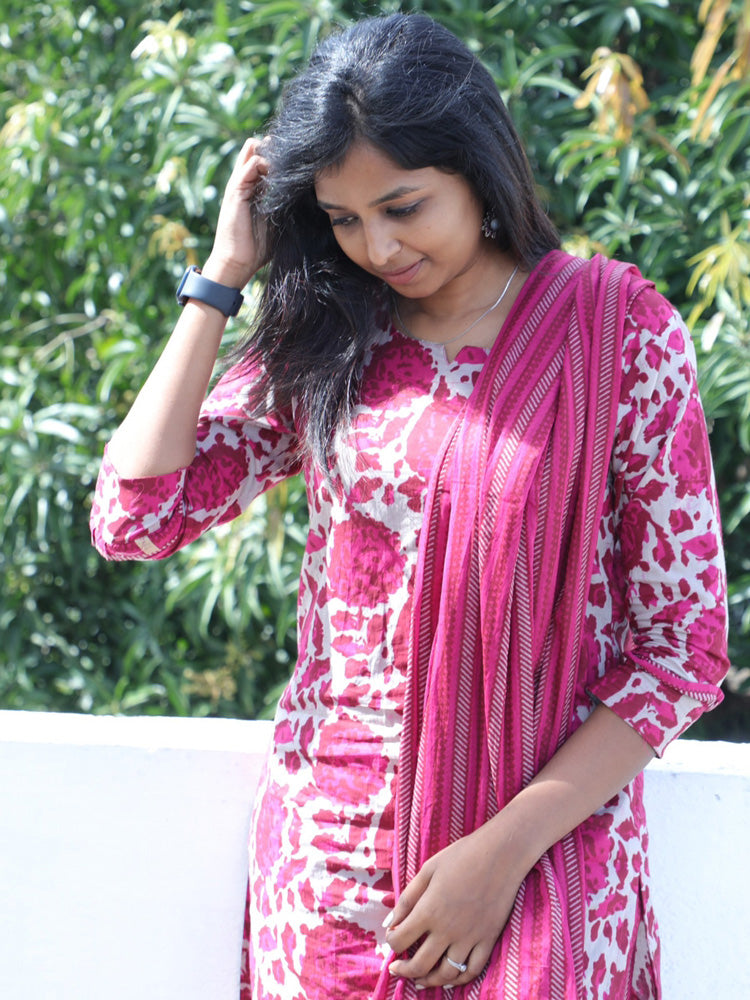 TheHandStitch Pink Floral Printed Kurti Set with Dupatta Stylish Cotton Ethnic Wear for Women