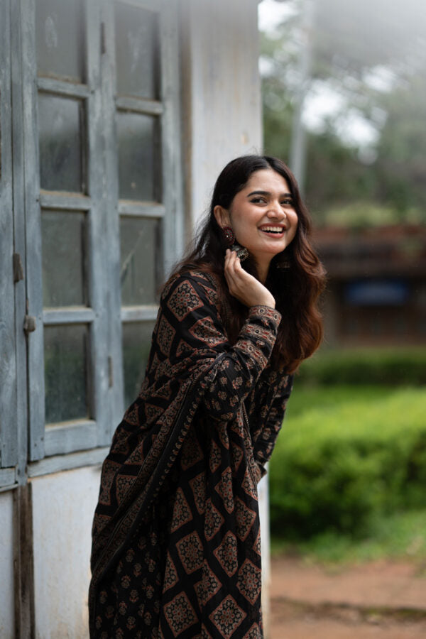 Black Printed Kurta Pant Dupatta Set for Women | Elegant Traditional Ethnic Wear