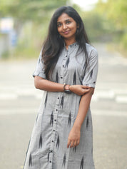 TheHandStitch Grey Ikat Printed Cotton Kurti Set for Women Minimal Casual Ethnic Wear