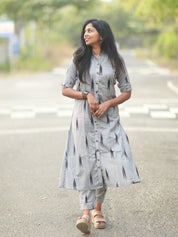 TheHandStitch Grey Ikat Printed Cotton Kurti Set for Women Minimal Casual Ethnic Wear