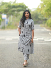 TheHandStitch Grey Ikat Printed Cotton Kurti Set for Women Minimal Casual Ethnic Wear