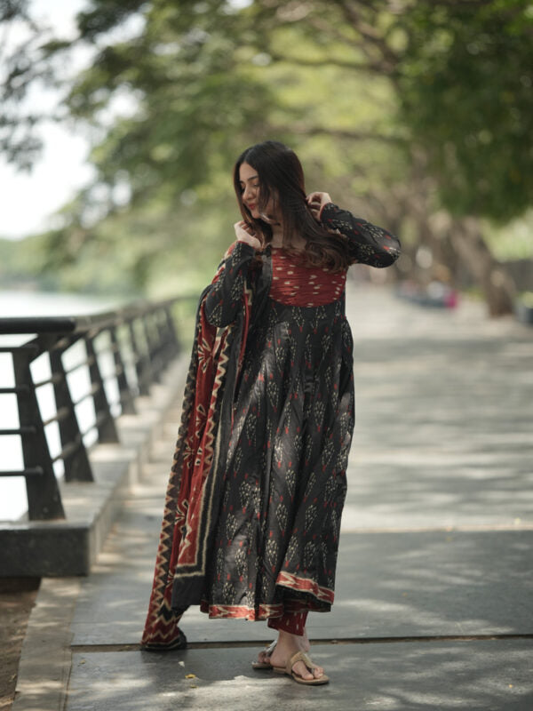 Black Ikat Print Anarkali Kurta Set with Dupatta for Women Festive Ethnic Wear