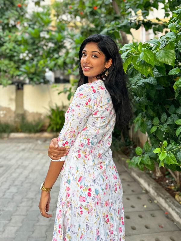 White Floral Printed Kurta Pant Set for Women | Elegant Cotton Ethnic Wear