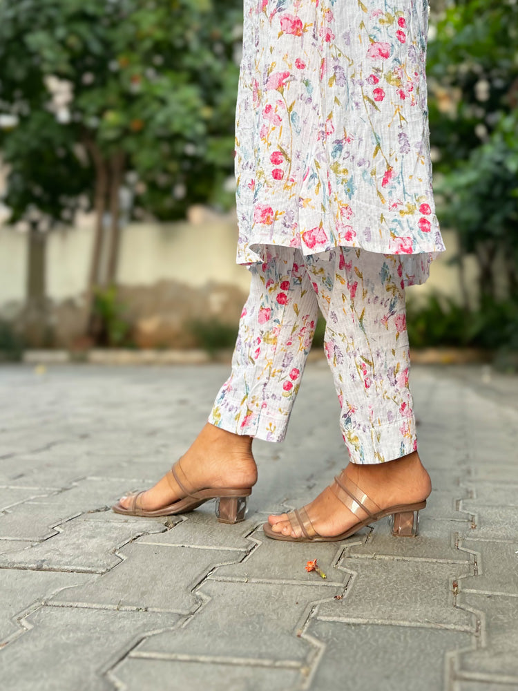 White Floral Printed Kurta Pant Set for Women | Elegant Cotton Ethnic Wear