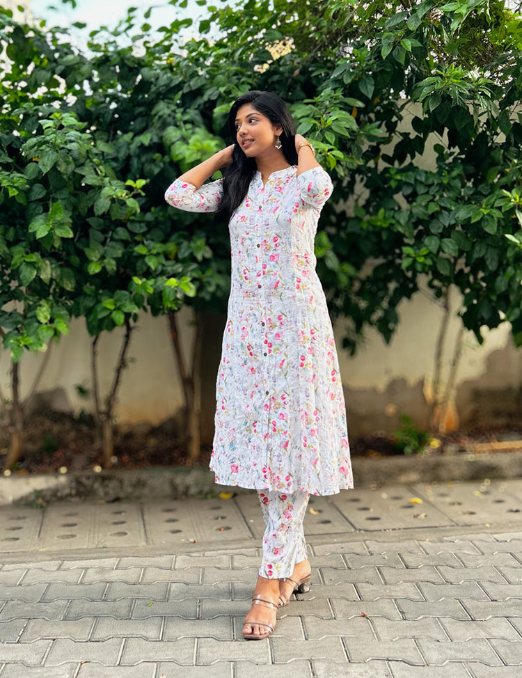 the-hand-stitch-designer-kurta-set-gown-lattest-kurtis_1328.jpg