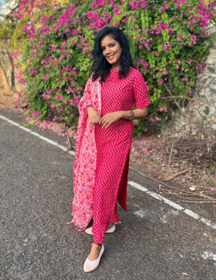 the-hand-stitch-designer-kurta-set-gown-lattest-kurtis_1378.jpg