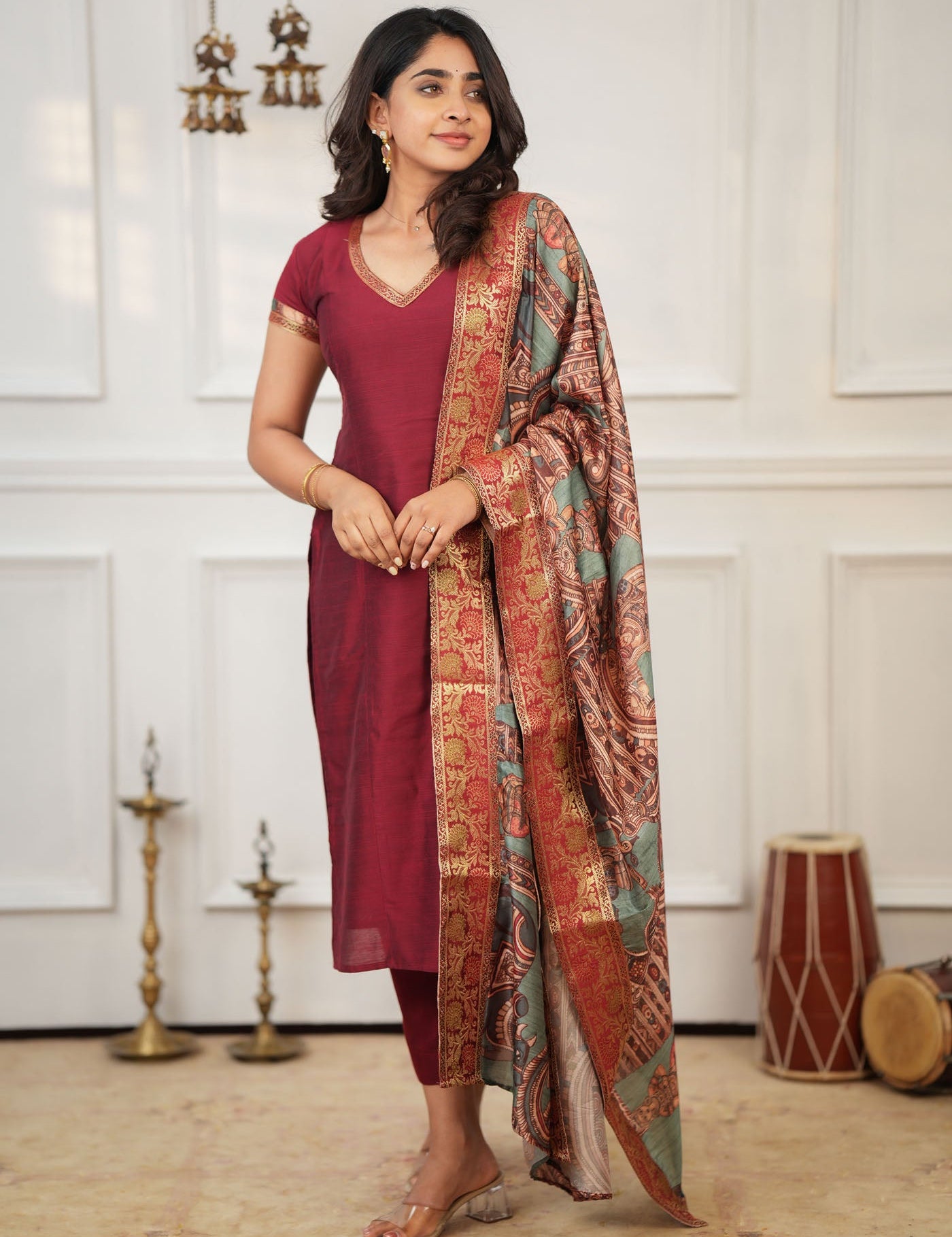 the-hand-stitch-designer-kurta-set-gown-lattest-kurtis_1390.jpg