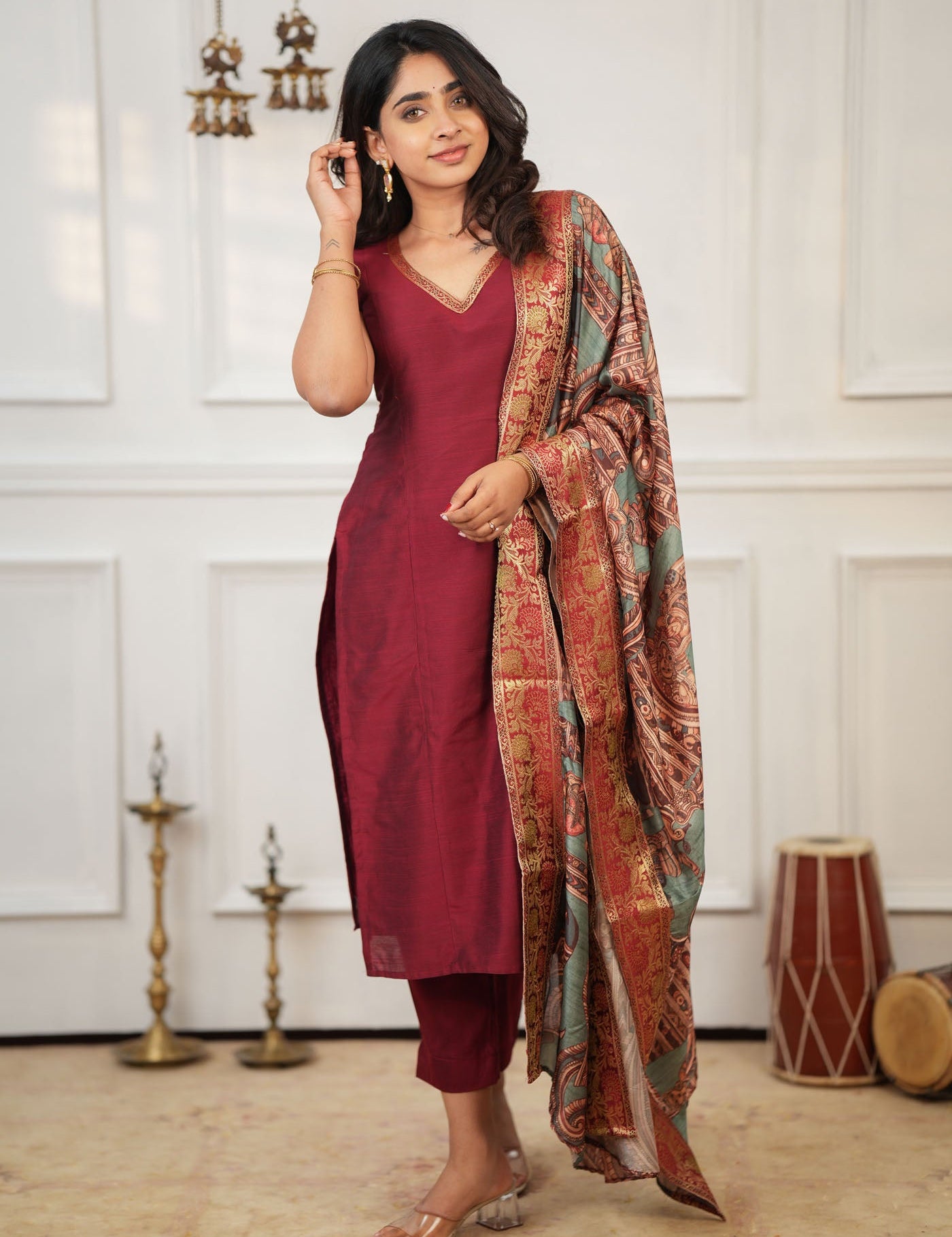 the-hand-stitch-designer-kurta-set-gown-lattest-kurtis_1391.jpg