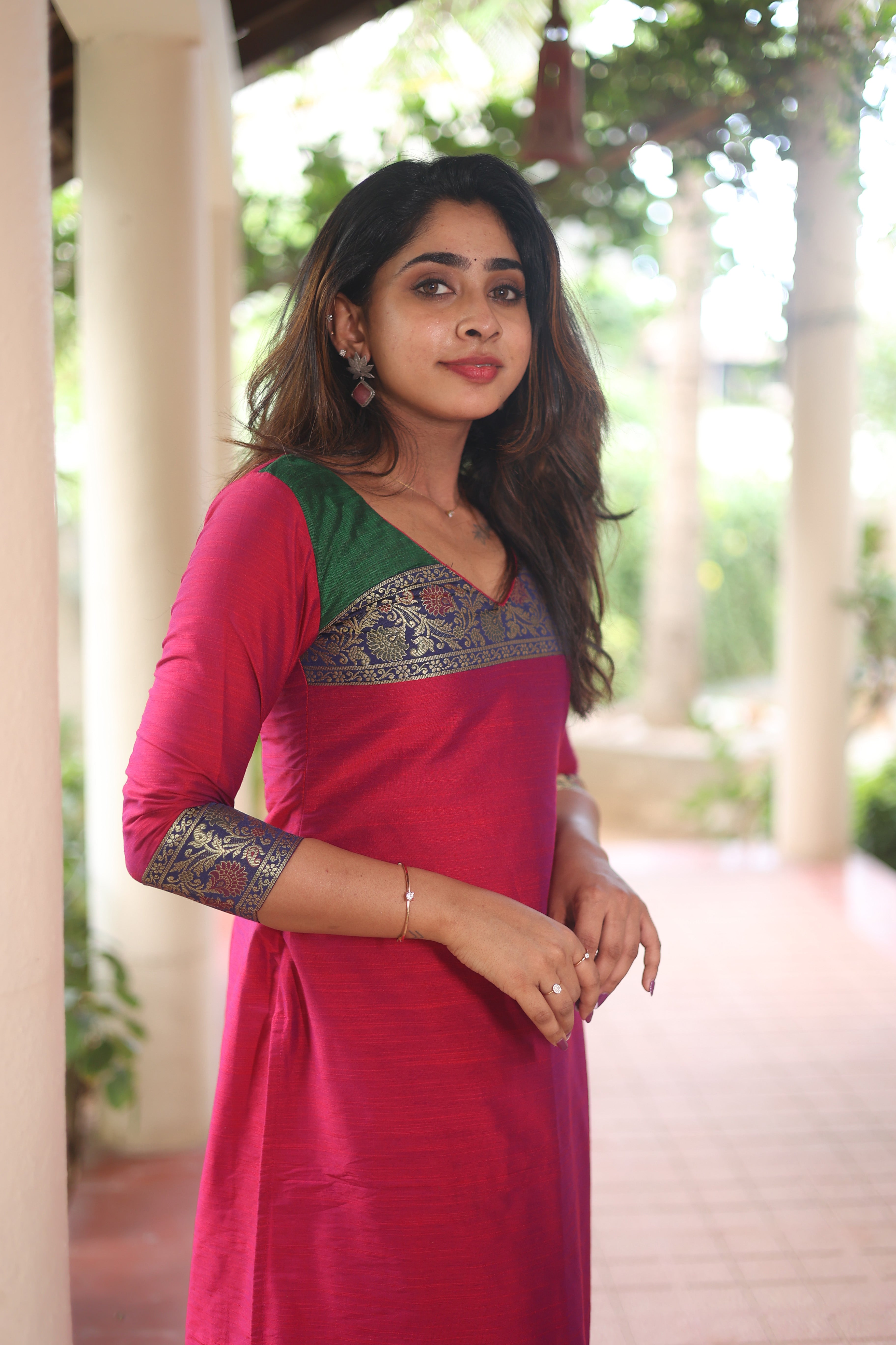 Pink Silk Kurta Set for Women Elegant Ethnic Straight Fit Suit