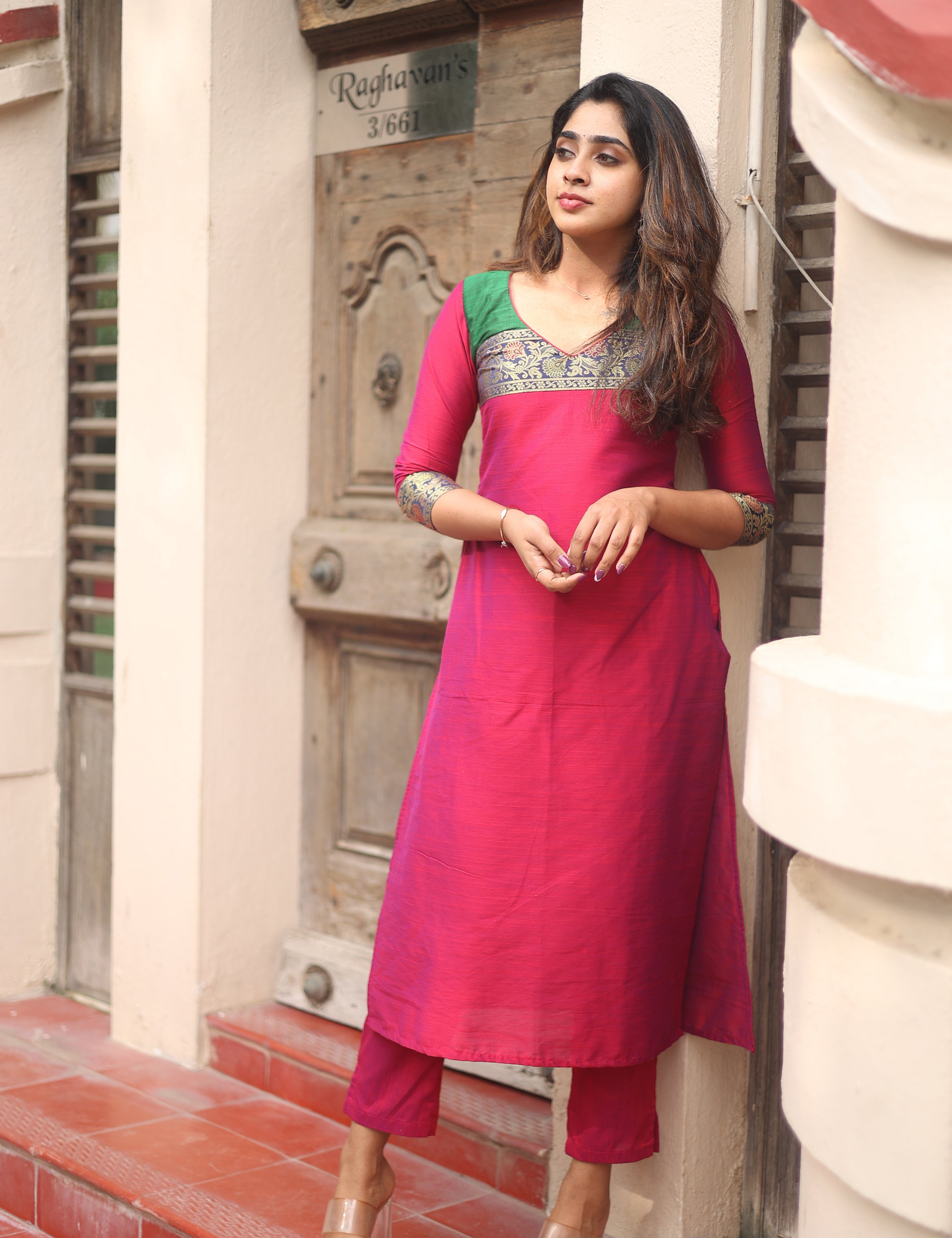 the-hand-stitch-designer-kurta-set-gown-lattest-kurtis_1479.jpg