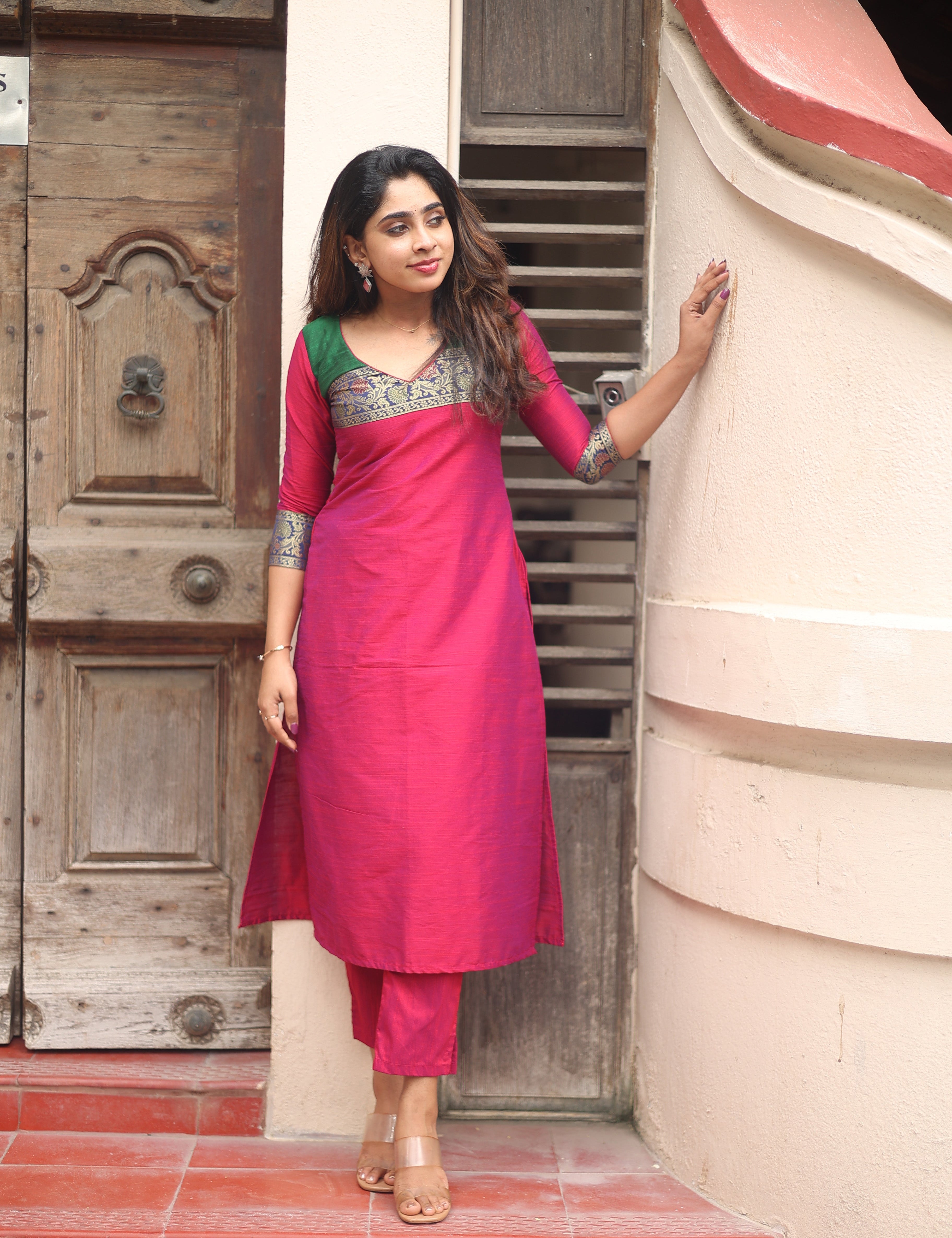 the-hand-stitch-designer-kurta-set-gown-lattest-kurtis_1480.jpg
