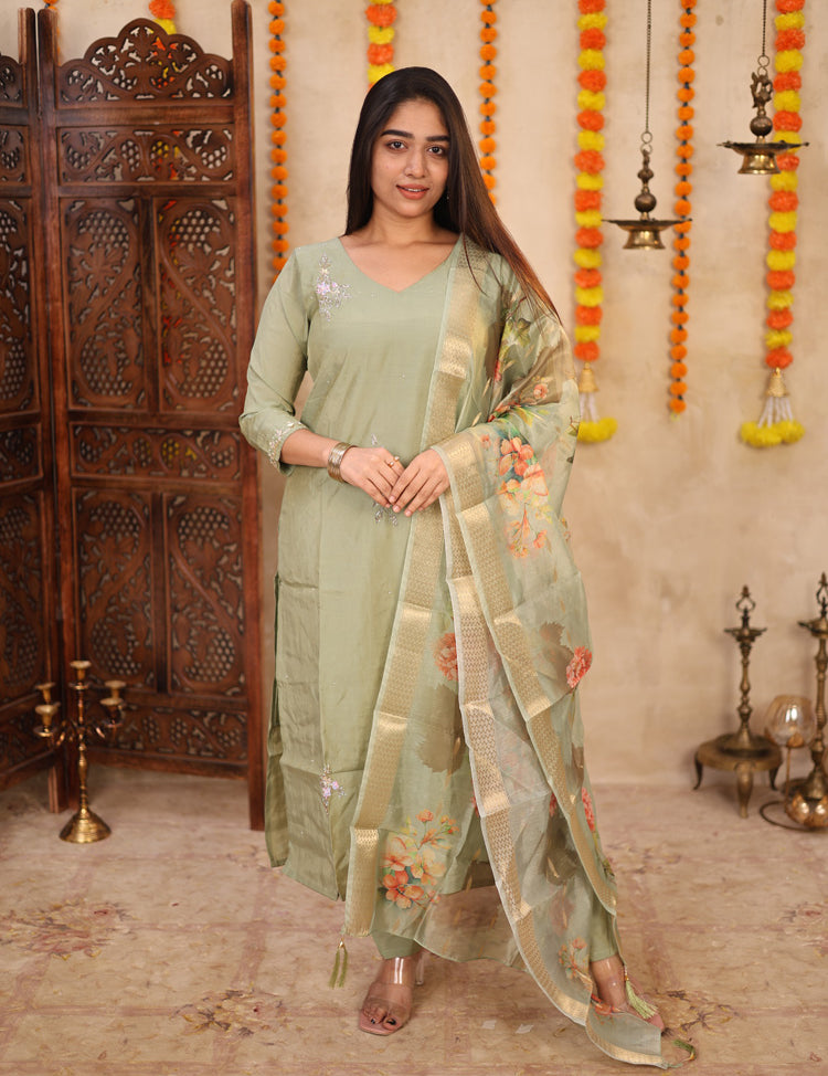 the-hand-stitch-designer-kurta-set-gown-lattest-kurtis_1611.jpg