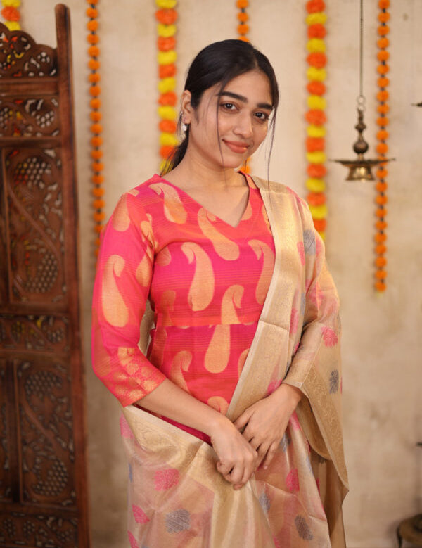 the-hand-stitch-designer-kurta-set-gown-lattest-kurtis_1625.jpg