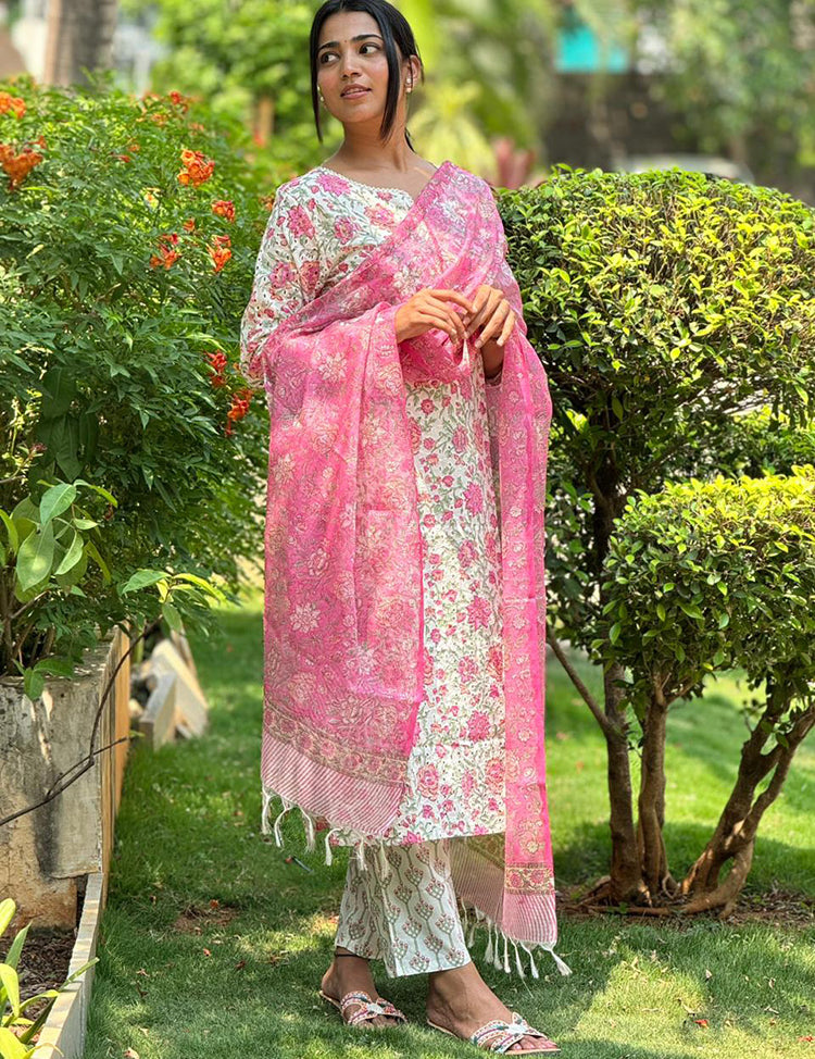 the-hand-stitch-designer-kurta-set-gown-lattest-kurtis_17.jpg