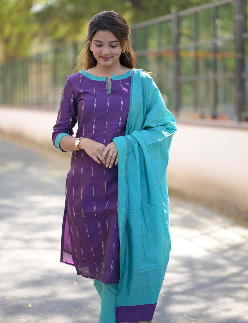 the-hand-stitch-designer-kurta-set-gown-lattest-kurtis_175.jpg
