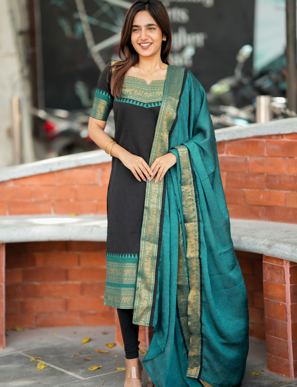 the-hand-stitch-designer-kurta-set-gown-lattest-kurtis_176.png