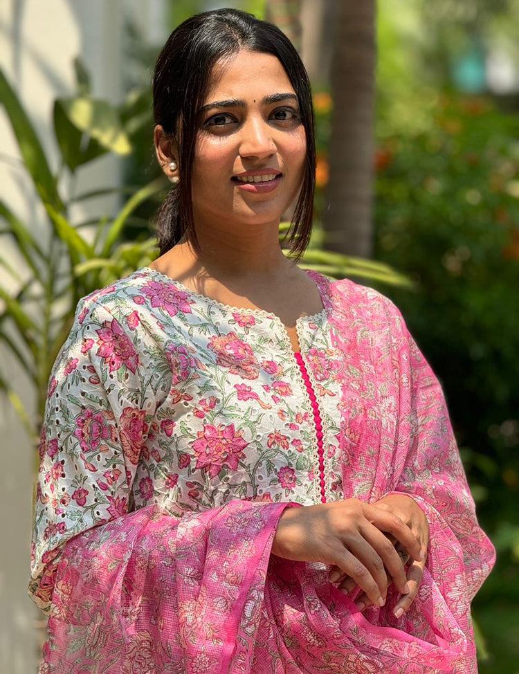 the-hand-stitch-designer-kurta-set-gown-lattest-kurtis_18.jpg