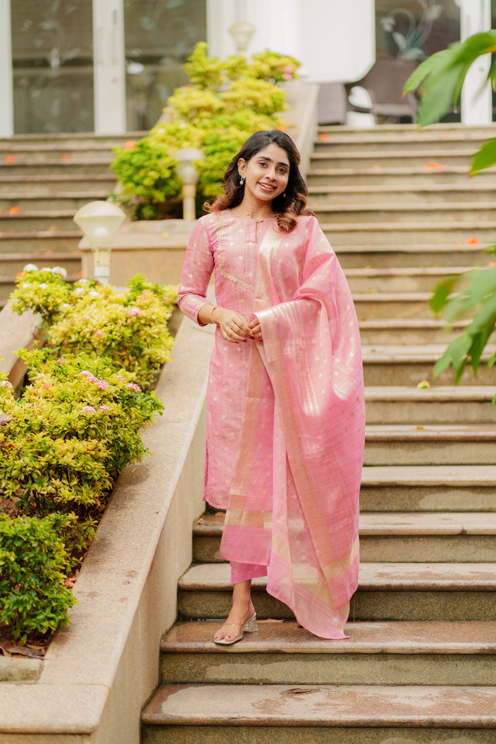 Pink Cotton Kurta Set for Women Elegant Casual & Festive Ethnic Wear