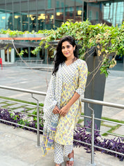 Yellow Floral Printed Kurti Pant Set with Dupatta Elegant Cotton Ethnic Wear for Women