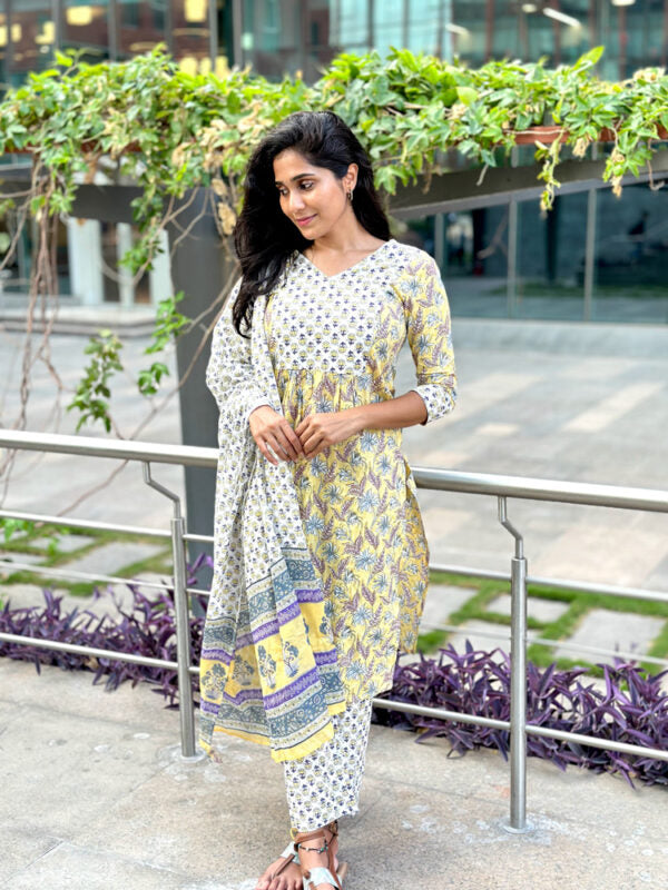 Yellow Floral Printed Kurti Pant Set with Dupatta Elegant Cotton Ethnic Wear for Women