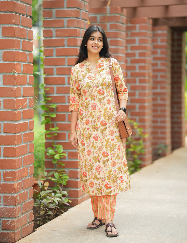 the-hand-stitch-designer-kurta-set-gown-lattest-kurtis_2492.jpg