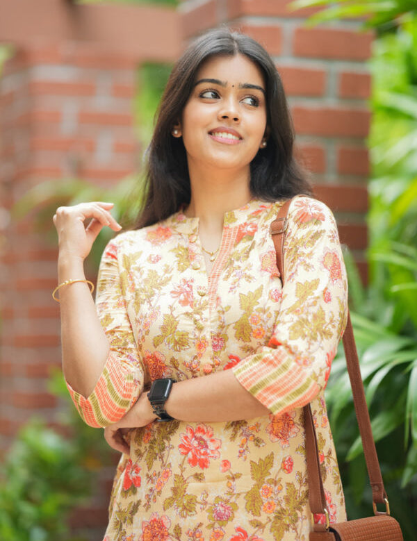 the-hand-stitch-designer-kurta-set-gown-lattest-kurtis_2493.jpg