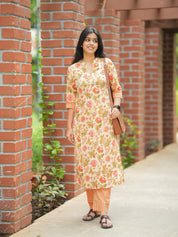 Cream Floral Printed Kurta Pant Set for Women Elegant Everyday Ethnic Wear