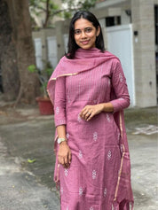 Blush Pink Cotton Kurta Set for Women Elegant Ethnic Wear with Dupatta
