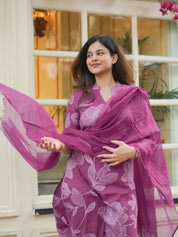 Lavender Bloom Kurta Set for Women Floral Printed Ethnic Wear with Dupatta