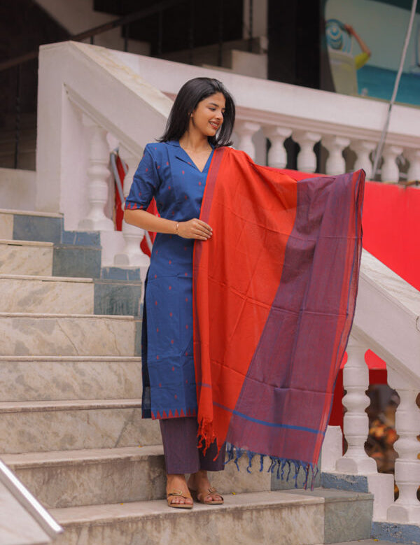 the-hand-stitch-designer-kurta-set-gown-lattest-kurtis_2987.jpg