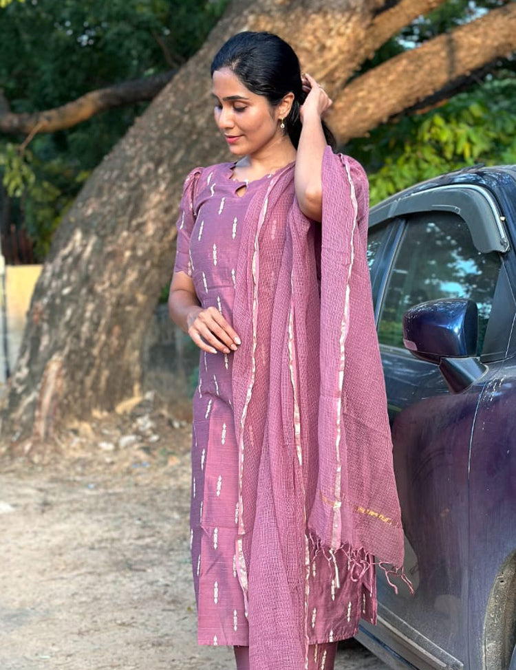 the-hand-stitch-designer-kurta-set-gown-lattest-kurtis_3002.jpg